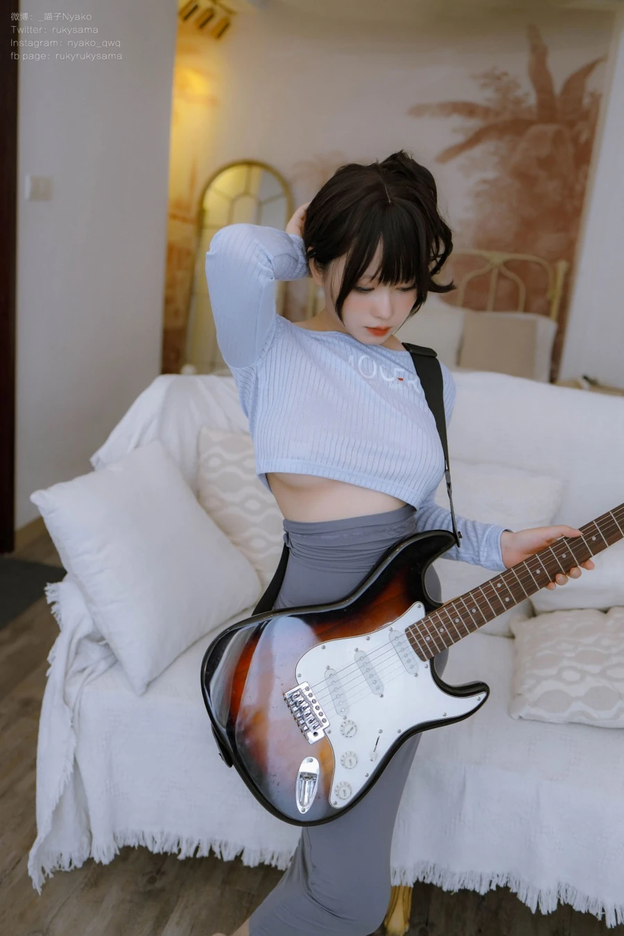 Nyako喵子 - 吉他妹妹 连衣裙 [71P1V-712M]