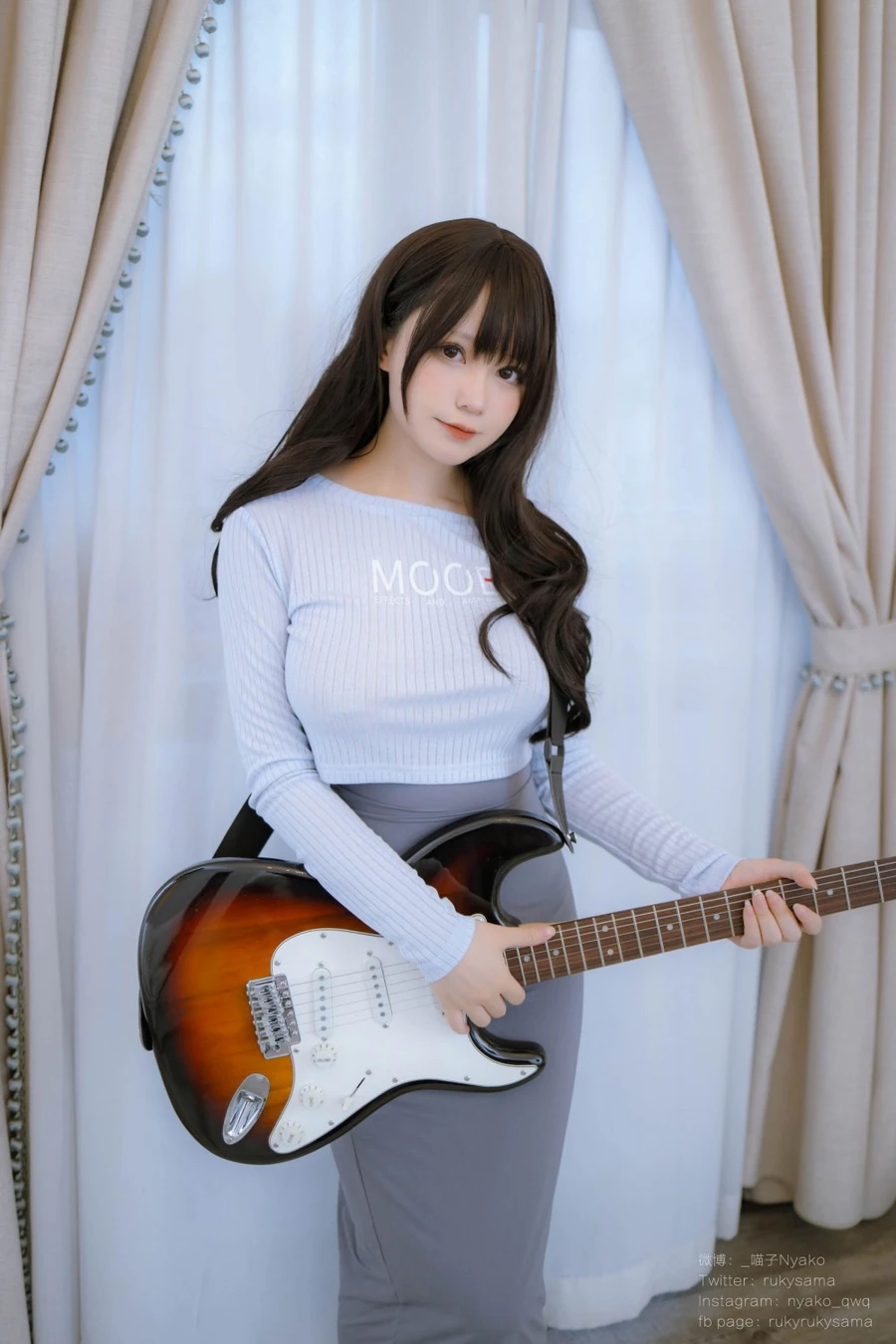 Nyako喵子 - 吉他妹妹 连衣裙 [71P1V-712M]