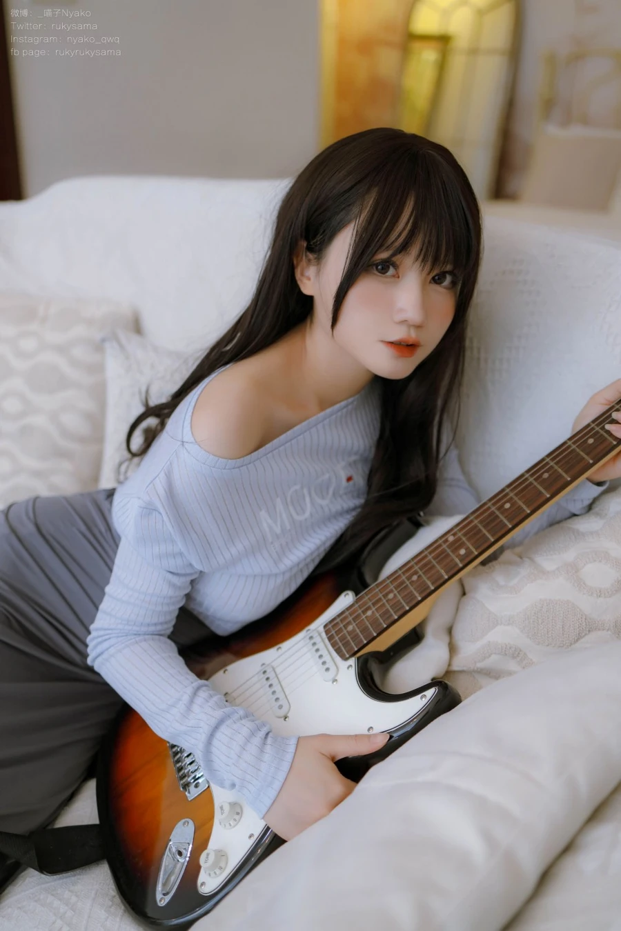 Nyako喵子 - 吉他妹妹 连衣裙 [71P1V-712M]